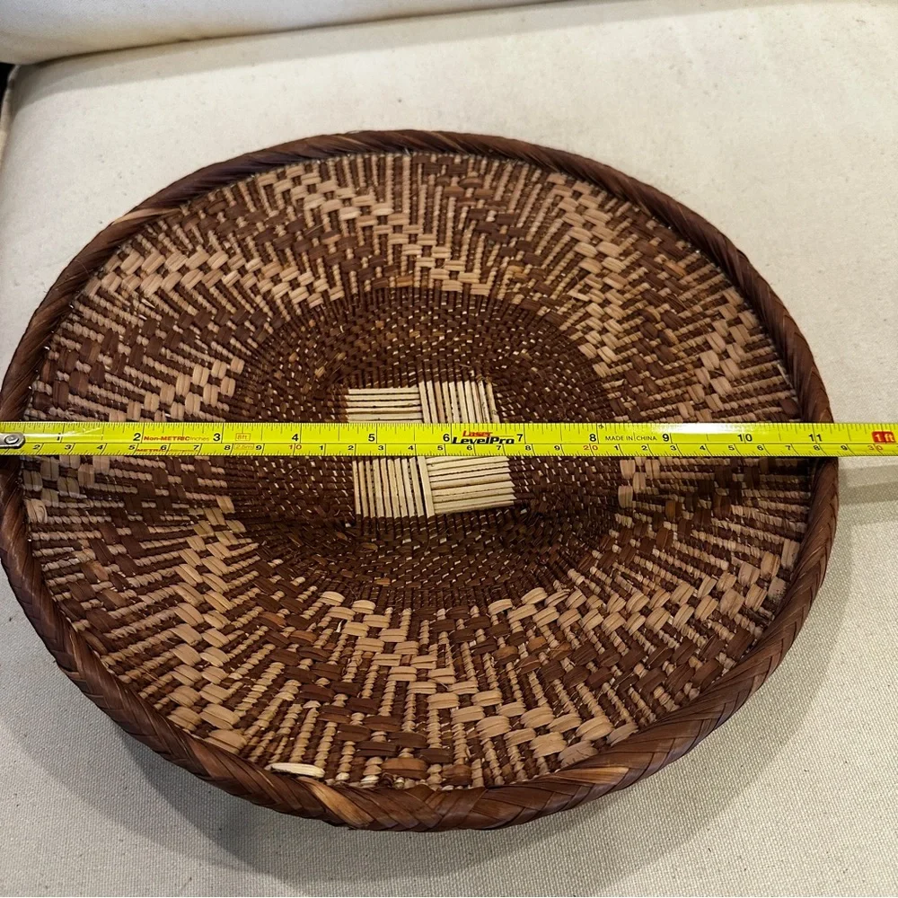 NEW Africa Woven Basket. Made by the Binga people of Zambia/Zimbabwe